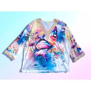 Plus Size 3X Vibrant Floral Butterfly Lace Trim V-Neck Top
